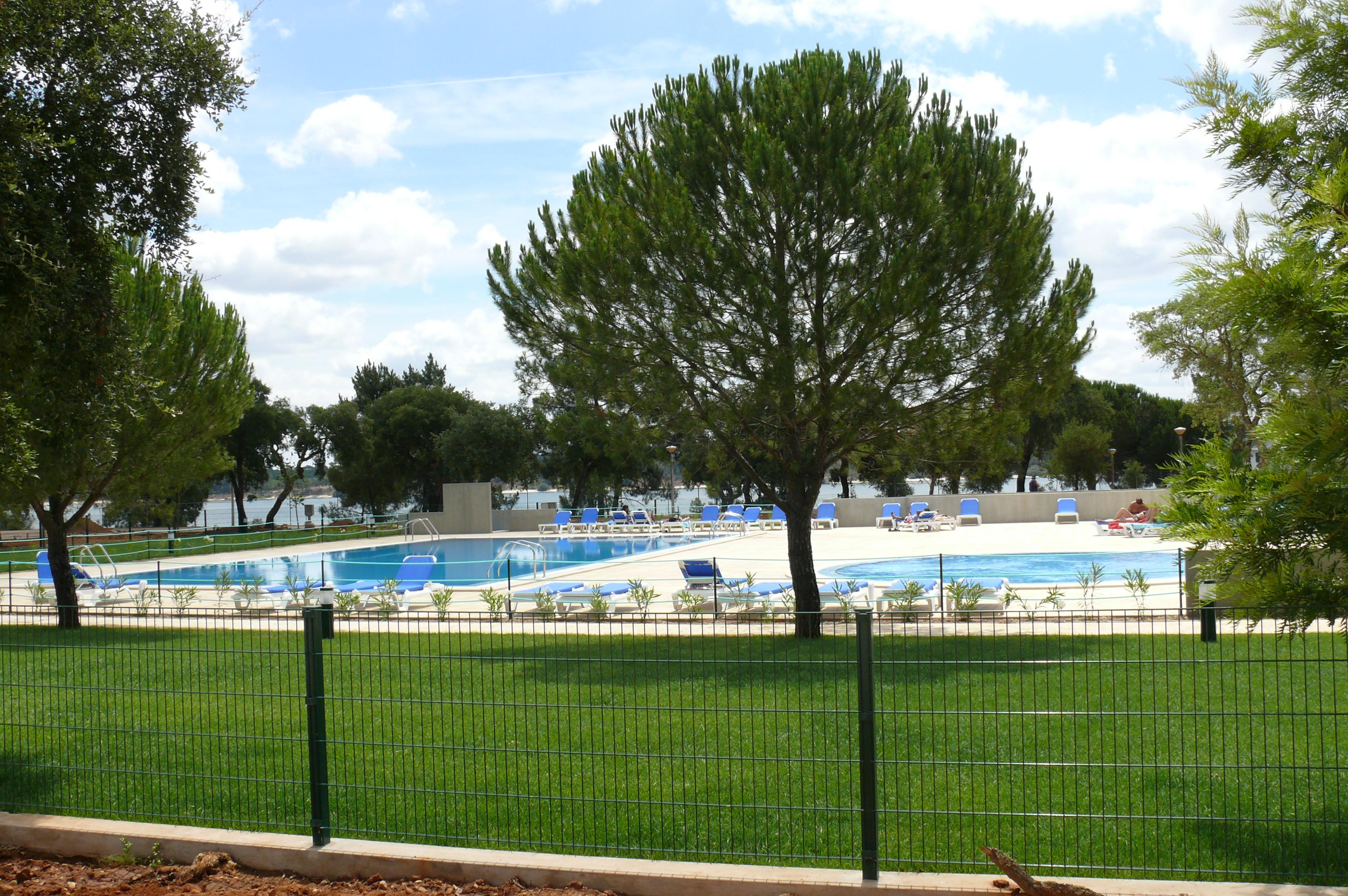 Parque De Campismo Orbitur Montargil Hotel Buitenkant foto