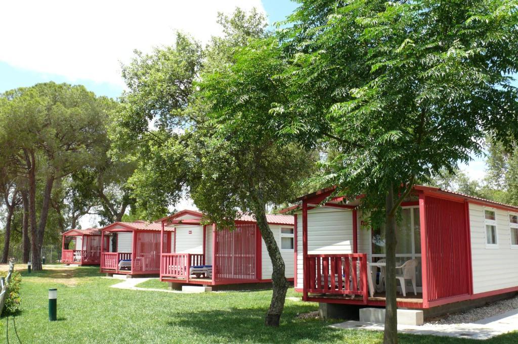 Parque De Campismo Orbitur Montargil Hotel Buitenkant foto